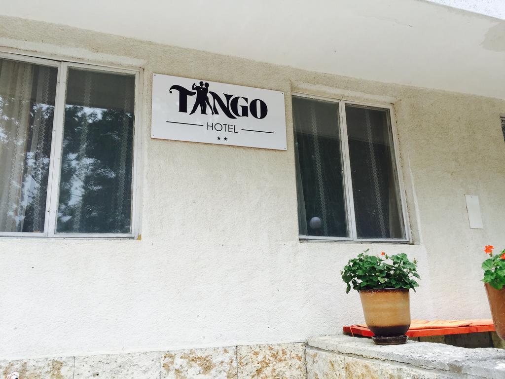 Hotel Tango Aranyhomok Kültér fotó