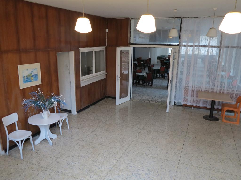 Hotel Tango Aranyhomok Kültér fotó